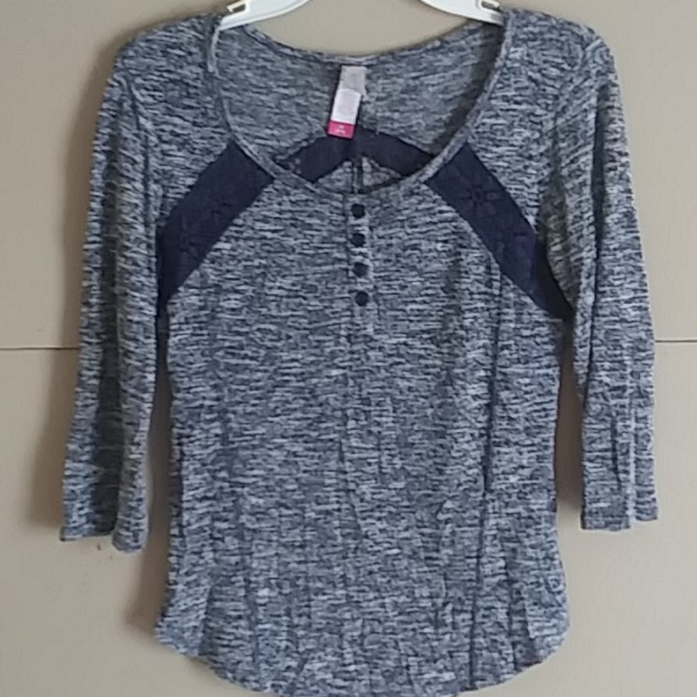 No Boundaries Womens Top